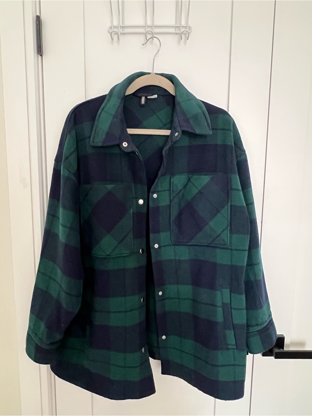 H&M Women’s Green & Black Plaid Shacket Jacket